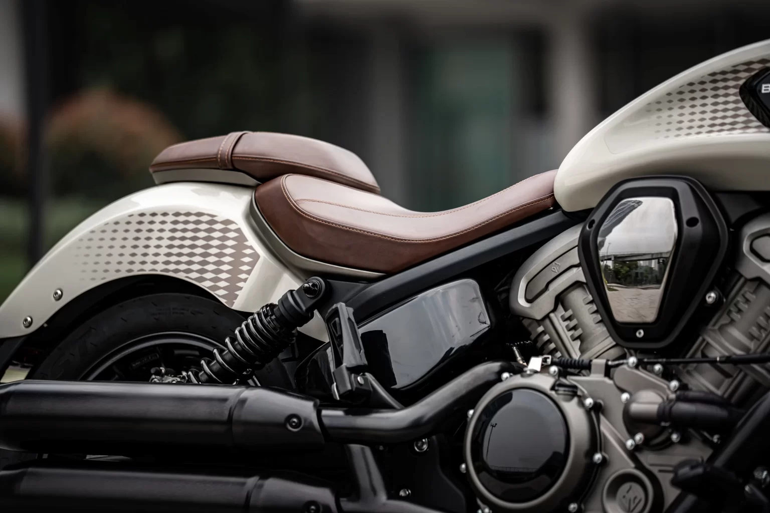 Benda Dark Flag 950 V4 engine, brown leather seat and chrome intake cover
